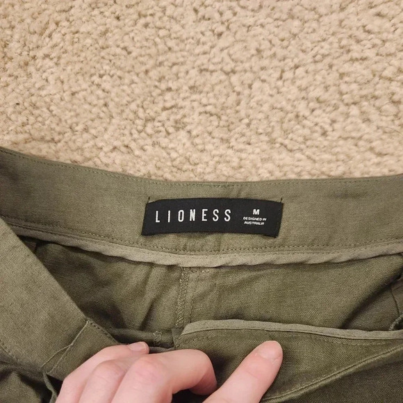 Lioness Olive Green Khaki High Waist Wide Relaxed Leg Pants Size M #D99 - Picture 2 of 5